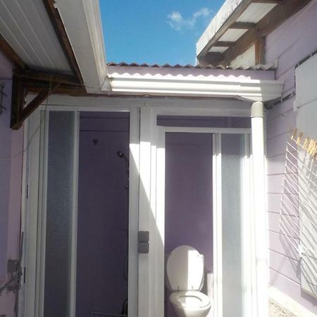 Petit Studio Bateliere Schoelcher Luaran gambar