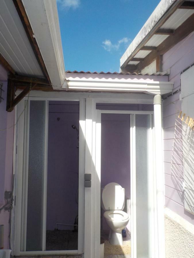 Petit Studio Bateliere Schoelcher Luaran gambar